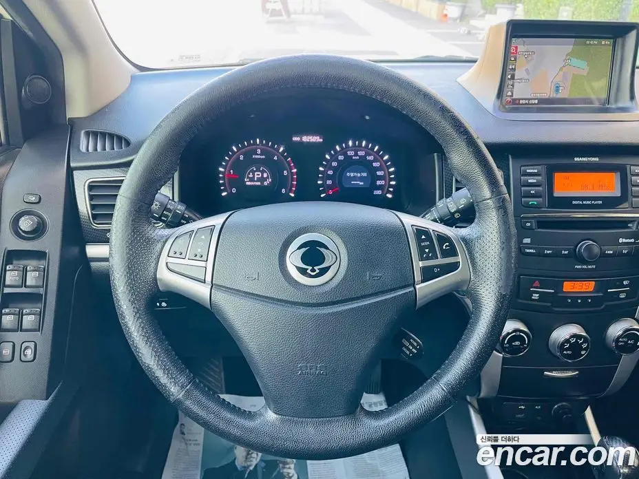 SsangYong Korando 2013 2.0 автомат (гидро), фото 15