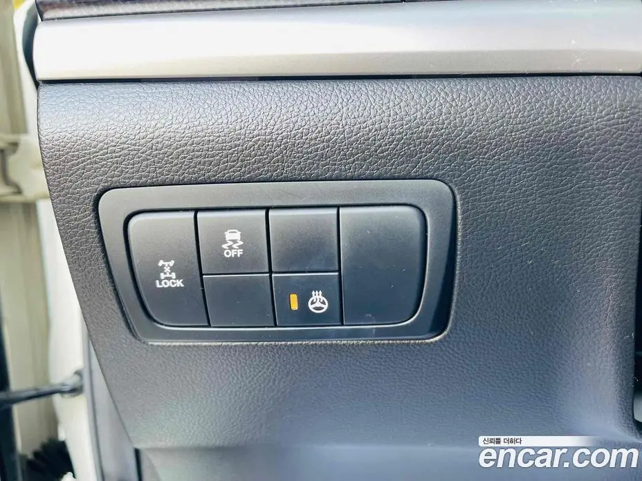 SsangYong Korando 2013 2.0 автомат (гидро), фото 18
