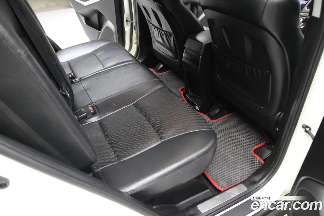 SsangYong Korando 2014 2.0 автомат (гидро), фото 13