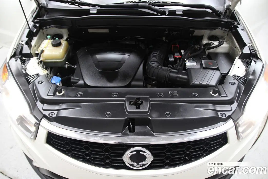 SsangYong Korando 2014 2.0 автомат (гидро), фото 6