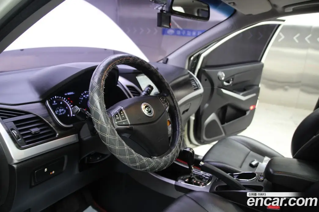 SsangYong Korando 2014 2.0 автомат (гидро), фото 9