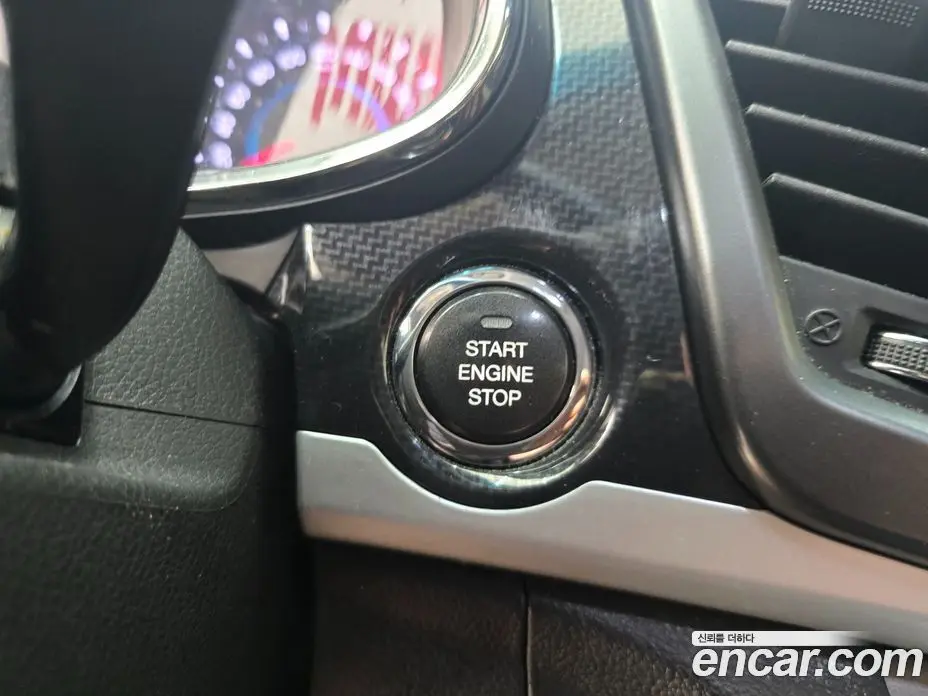 SsangYong Korando 2017 2.2 автомат (гидро), фото 12 SsangYong Korando 2017 2.2 автомат (гидро), фото 12