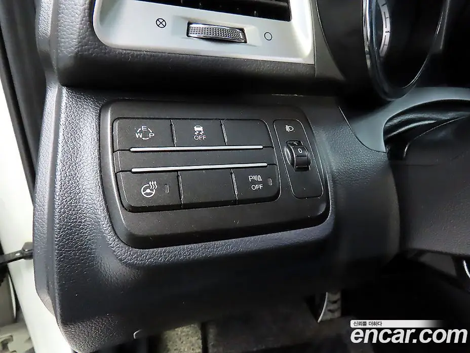 SsangYong TIBOLI 2015 1.6 автомат (гидро), фото 16 SsangYong TIBOLI 2015 1.6 автомат (гидро), фото 16