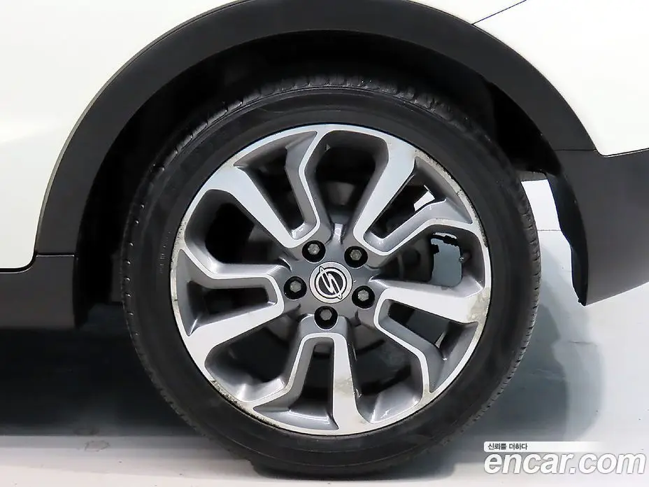 SsangYong TIBOLI 2015 1.6 автомат (гидро), фото 20 SsangYong TIBOLI 2015 1.6 автомат (гидро), фото 20