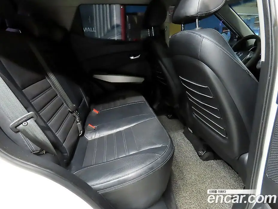 SsangYong TIBOLI 2015 1.6 автомат (гидро), фото 9 SsangYong TIBOLI 2015 1.6 автомат (гидро), фото 9