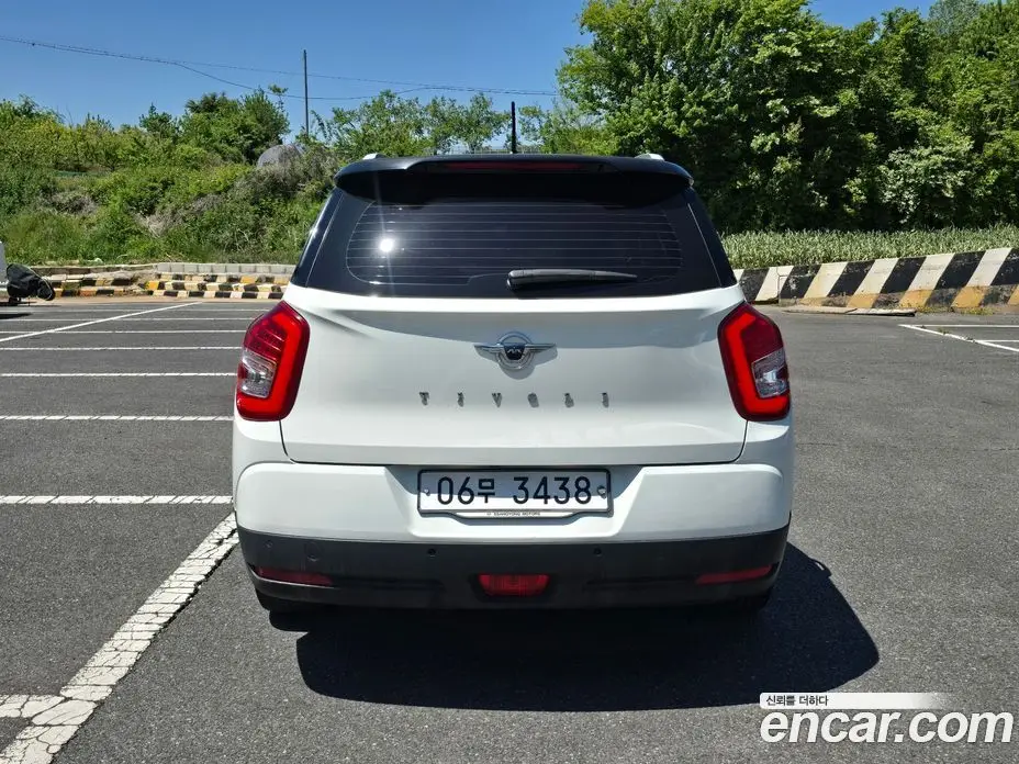 SsangYong TIBOLI 2017 1.6 автомат (гидро), фото 4 SsangYong TIBOLI 2017 1.6 автомат (гидро), фото 4