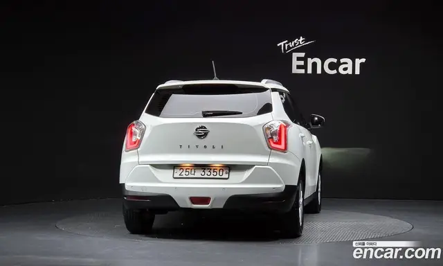SsangYong TIBOLI 2018 1.6 автомат (гидро), миниатюра 4