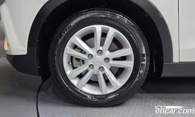 SsangYong TIBOLI 2018 1.6 автомат (гидро), миниатюра 5