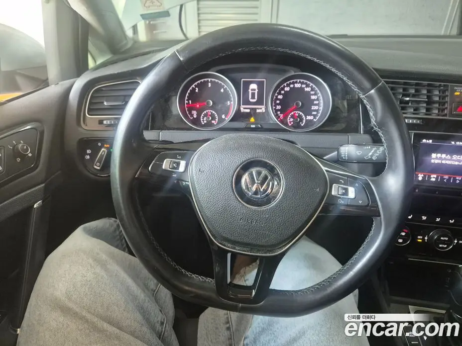 Volkswagen Golf 2013 2.0 автомат (гидро), фото 14 Volkswagen Golf 2013 2.0 автомат (гидро), фото 14