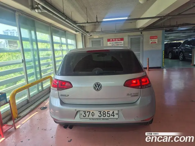 Volkswagen Golf 2013 2.0 автомат (гидро), миниатюра 4 Volkswagen Golf 2013 2.0 автомат (гидро), миниатюра 4