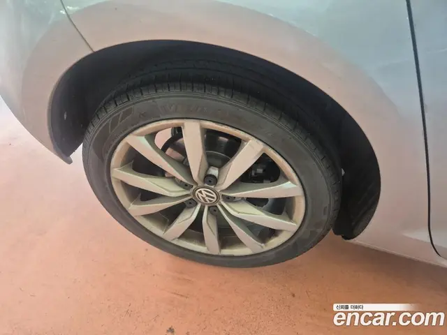 Volkswagen Golf 2013 2.0 автомат (гидро), миниатюра 5 Volkswagen Golf 2013 2.0 автомат (гидро), миниатюра 5