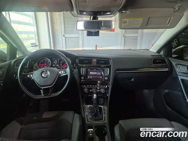 Volkswagen Golf 2013 2.0 автомат (гидро), миниатюра 7 Volkswagen Golf 2013 2.0 автомат (гидро), миниатюра 7