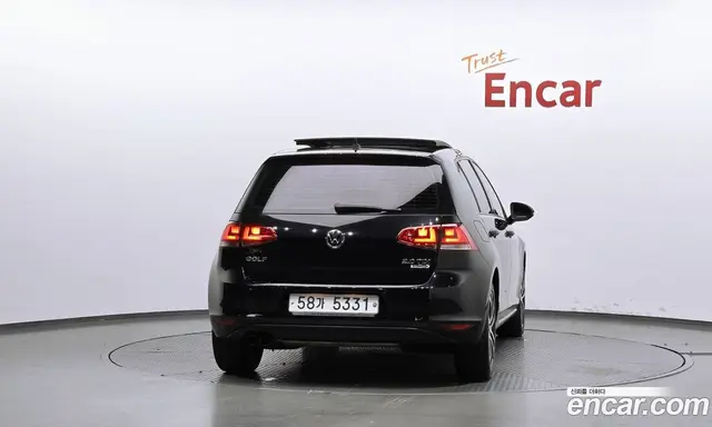 Volkswagen Golf 2014 2.0 автомат (гидро), миниатюра 4 Volkswagen Golf 2014 2.0 автомат (гидро), миниатюра 4
