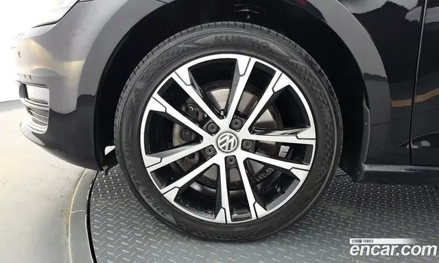 Volkswagen Golf 2014 2.0 автомат (гидро), миниатюра 5 Volkswagen Golf 2014 2.0 автомат (гидро), миниатюра 5