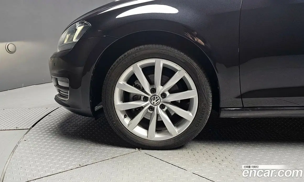 Volkswagen Golf 2015 2.0 автомат (гидро), фото 5
