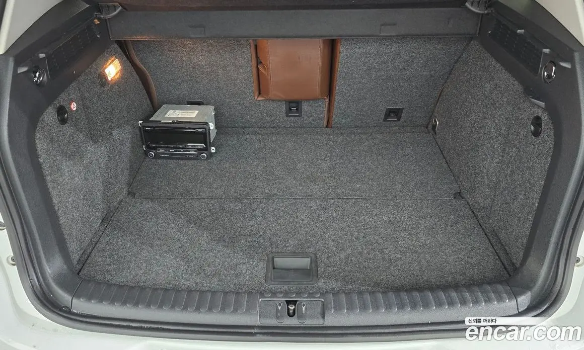 Volkswagen Tiguan 2016 2.0 автомат (гидро), фото 15 Volkswagen Tiguan 2016 2.0 автомат (гидро), фото 15