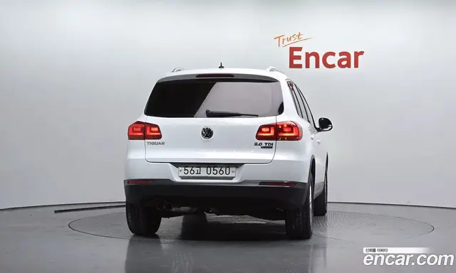 Volkswagen Tiguan 2016 2.0 автомат (гидро), миниатюра 4 Volkswagen Tiguan 2016 2.0 автомат (гидро), миниатюра 4