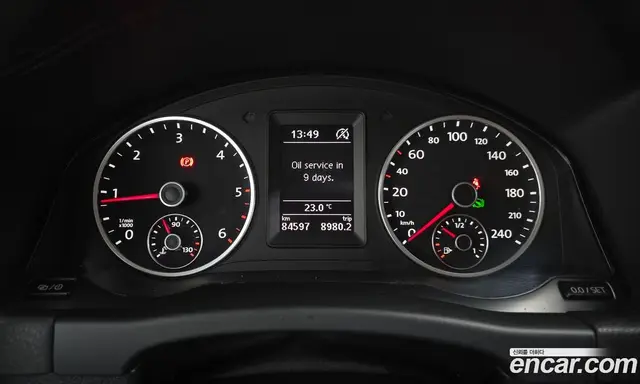 Volkswagen Tiguan 2016 2.0 автомат (гидро), миниатюра 8 Volkswagen Tiguan 2016 2.0 автомат (гидро), миниатюра 8