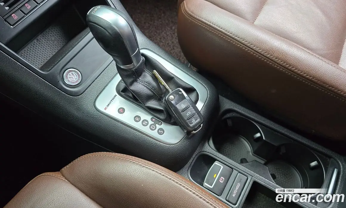 Volkswagen Tiguan 2016 2.0 автомат (гидро), фото 9 Volkswagen Tiguan 2016 2.0 автомат (гидро), фото 9