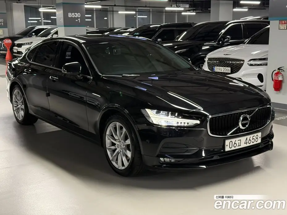 Volvo S90 2018 2.0 автомат (гидро), фото 2 Volvo S90 2018 2.0 автомат (гидро), фото 2