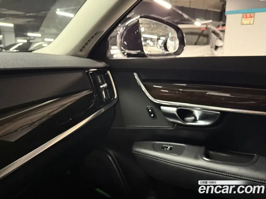 Volvo S90 2018 2.0 автомат (гидро), фото 15 Volvo S90 2018 2.0 автомат (гидро), фото 15