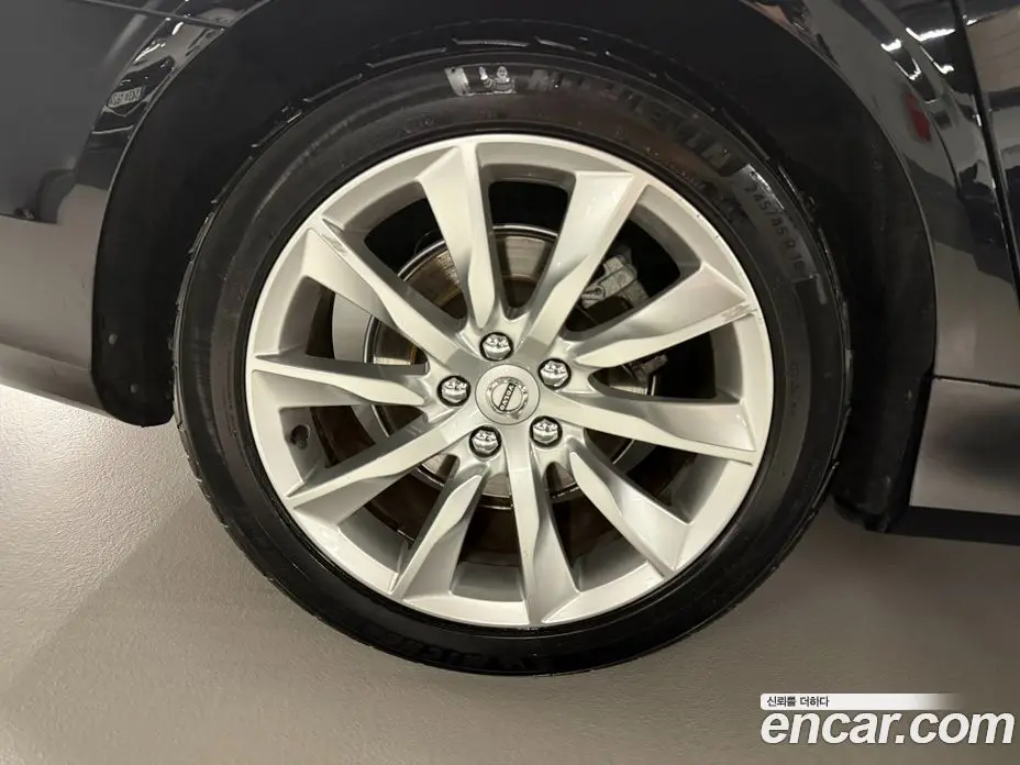 Volvo S90 2018 2.0 автомат (гидро), фото 20 Volvo S90 2018 2.0 автомат (гидро), фото 20