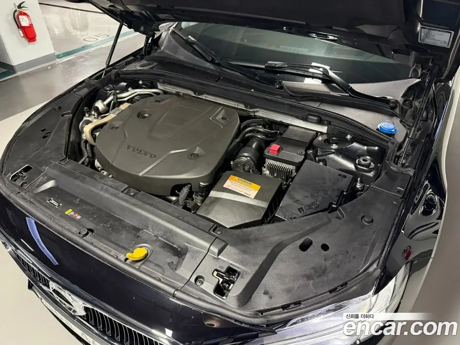 Volvo S90 2018 2.0 автомат (гидро), фото 5 Volvo S90 2018 2.0 автомат (гидро), фото 5