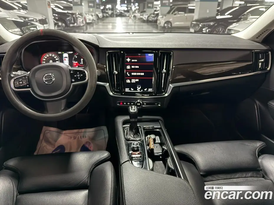 Volvo S90 2018 2.0 автомат (гидро), фото 7 Volvo S90 2018 2.0 автомат (гидро), фото 7