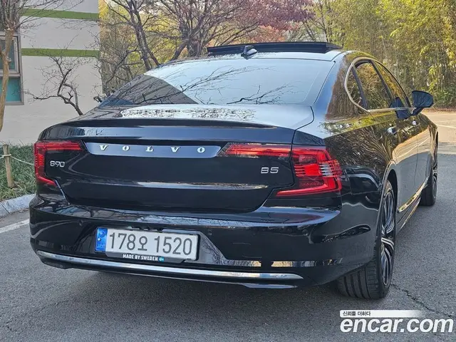 Volvo S90 2022 2.0 автомат (гидро), миниатюра 6