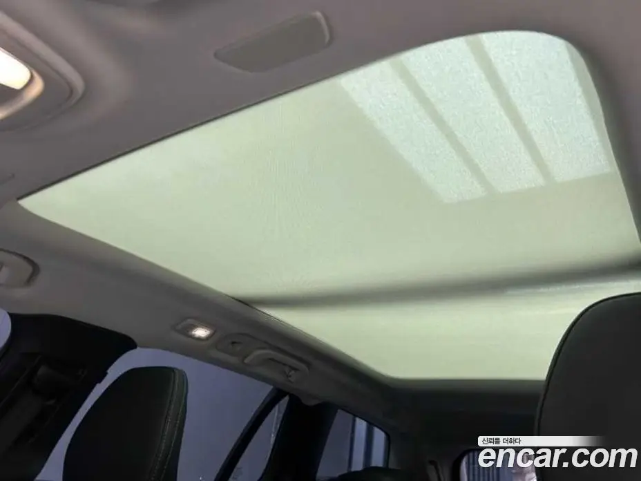 Volvo V60 2022 2.0 автомат (гидро), фото 17