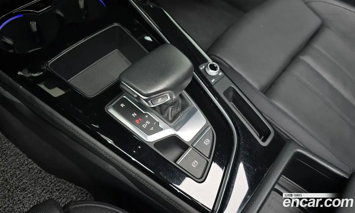 Audi A4 2021 2.0 автомат (гидро), фото 9