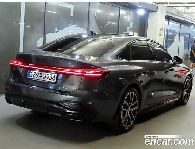 Audi A5 2025 2.0 автомат (гидро), миниатюра 4