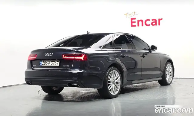 Audi A6 2018 2.0 автомат (гидро), миниатюра 2