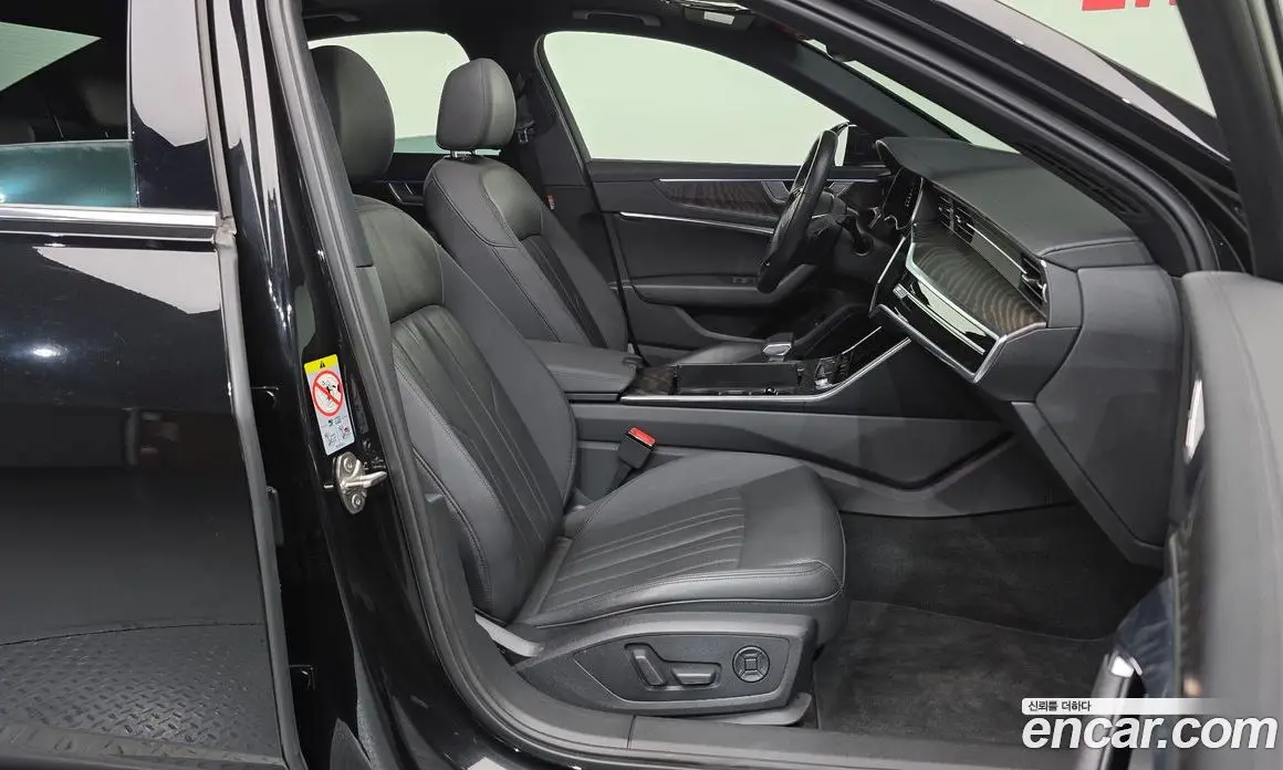 Audi A6 2020 2.0 автомат (гидро), фото 11 Audi A6 2020 2.0 автомат (гидро), фото 11