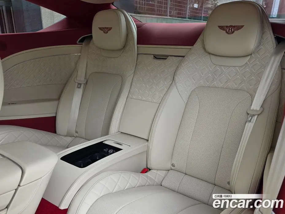 Bentley Continental 2021 4.0 автомат (гидро), фото 18 Bentley Continental 2021 4.0 автомат (гидро), фото 18
