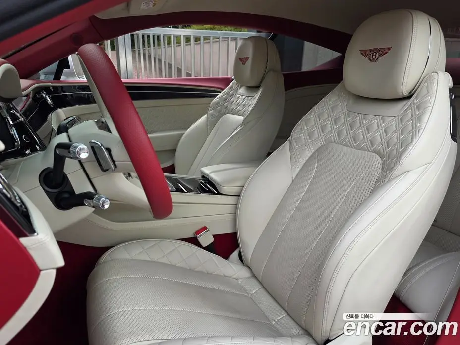 Bentley Continental 2021 4.0 автомат (гидро), фото 10 Bentley Continental 2021 4.0 автомат (гидро), фото 10