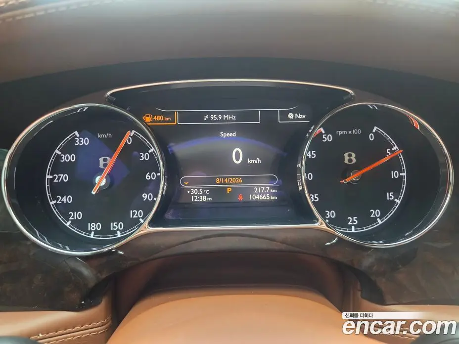 Bentley Mulsanne 2014 6.8 автомат (гидро), фото 11 Bentley Mulsanne 2014 6.8 автомат (гидро), фото 11