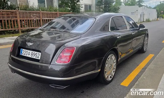 Bentley Mulsanne 2014 6.8 автомат (гидро), миниатюра 4 Bentley Mulsanne 2014 6.8 автомат (гидро), миниатюра 4