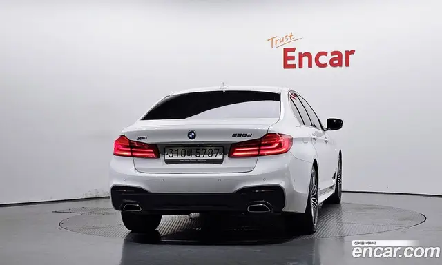 BMW 5 серия 2020 2.0 автомат (гидро), миниатюра 4 BMW 5 серия 2020 2.0 автомат (гидро), миниатюра 4