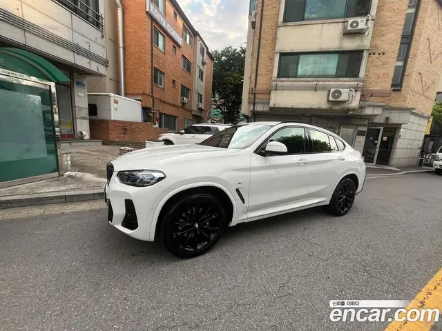 BMW X4 2021 2.0 автомат (гидро), миниатюра 6