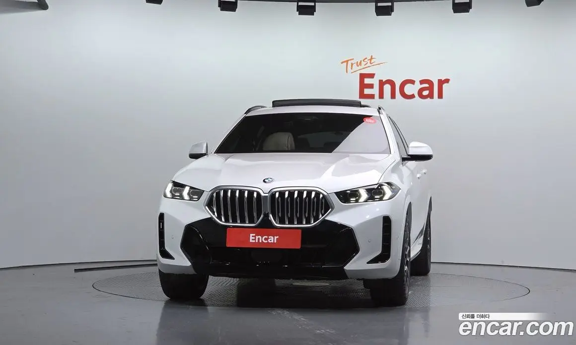 BMW X6 2025 3.0 автомат (гидро), фото 3 BMW X6 2025 3.0 автомат (гидро), фото 3