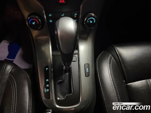 Chevrolet Cruze 2012 1.8 автомат (гидро), миниатюра 12