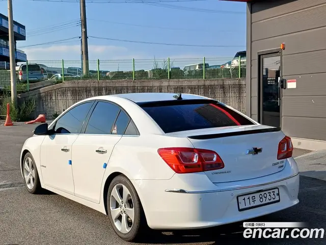 Chevrolet Cruze 2015 1.4 автомат (гидро), миниатюра 5