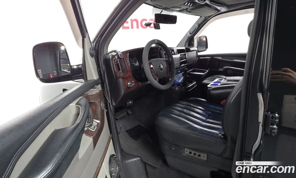 Chevrolet Express Van 2013 5.3 автомат (гидро), фото 10 Chevrolet Express Van 2013 5.3 автомат (гидро), фото 10