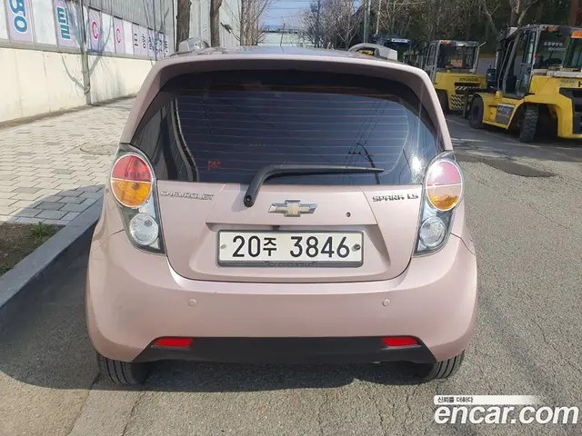 Chevrolet Spark 2012 1.0 автомат (гидро), миниатюра 4