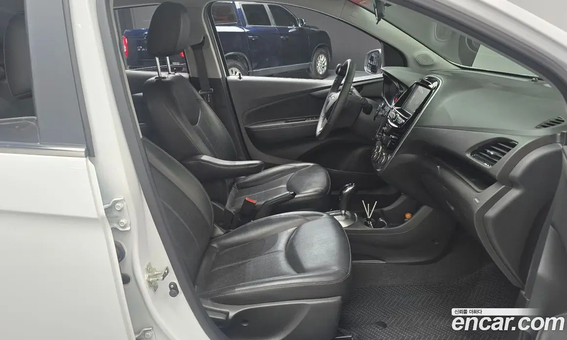 Chevrolet Spark 2016 1.0 автомат (гидро), фото 11 Chevrolet Spark 2016 1.0 автомат (гидро), фото 11