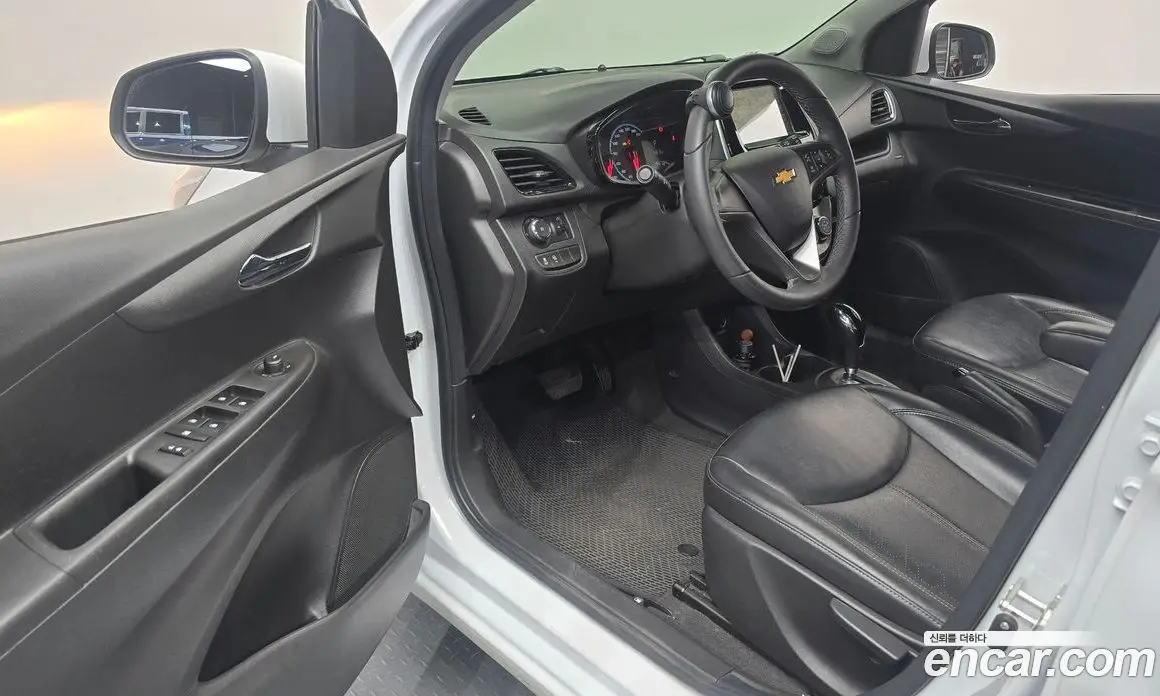 Chevrolet Spark 2016 1.0 автомат (гидро), фото 10 Chevrolet Spark 2016 1.0 автомат (гидро), фото 10