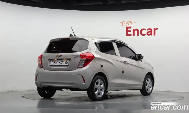 Chevrolet Spark 2018 1.0 автомат (гидро), миниатюра 2