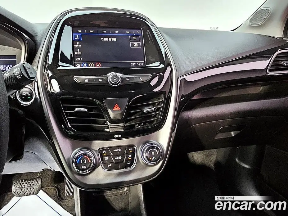 Chevrolet Spark 2019 1.0 автомат (гидро), фото 12