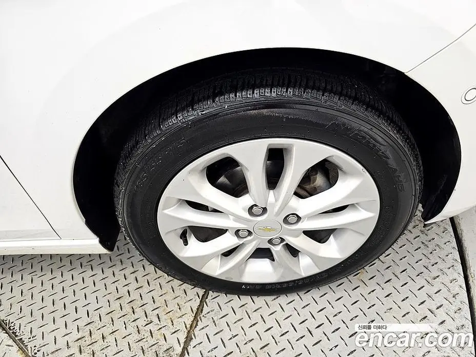 Chevrolet Spark 2019 1.0 автомат (гидро), фото 20